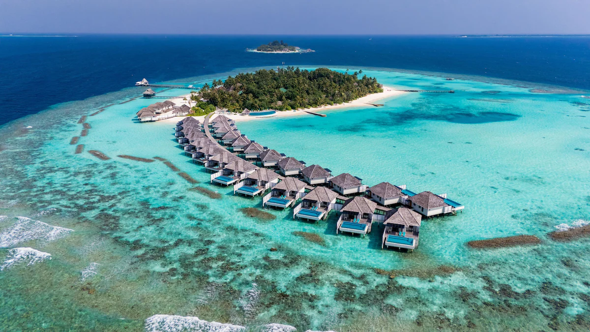 10 Best Overwater Bungalows in the Maldives (2026 Expert Guide)